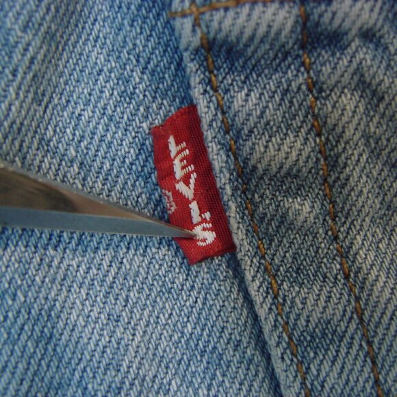 Vintage Levi's 501 Denim Jean Cutoff Shorts Distressed Frayed Raw Hem Light 24 - Picture 13 of 15